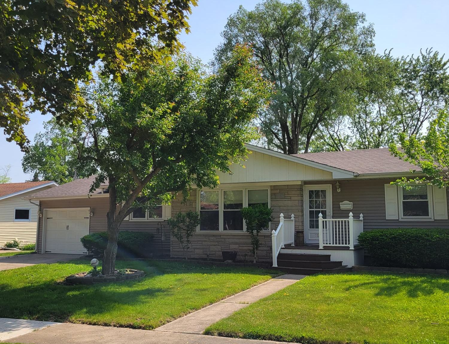 716 S Sherman St, Crown Point, IN 46307 Zillow