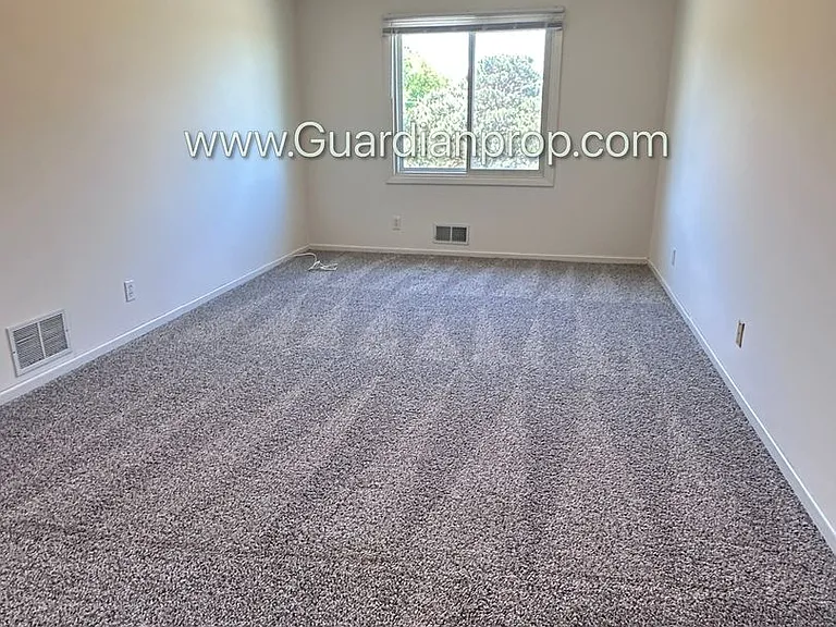 1808 Knox Dr — Photo 17
