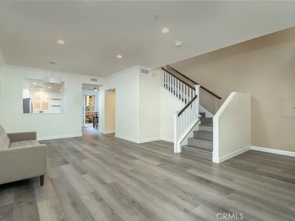 280 N Madison Ave, Pasadena, CA 91101