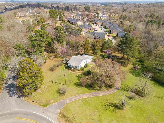 5th image of 100 Morphew Rd