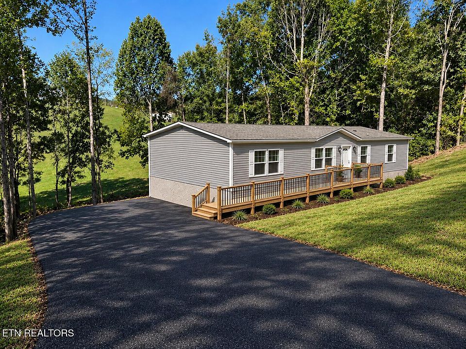 1st image of 128 Whitaker Ln