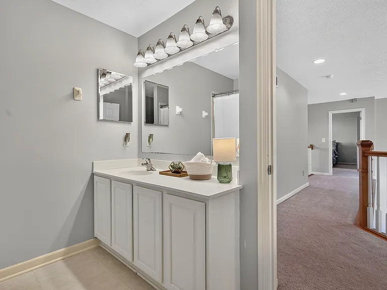 3811 Pine Bank Dr — Photo 41