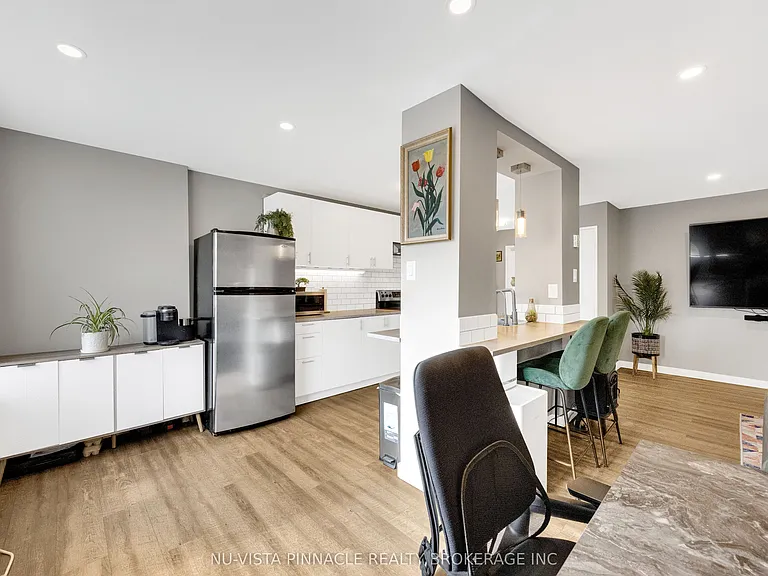 650 Cheapside St #210 — Photo 12