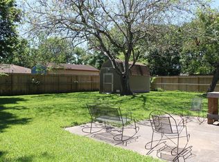 214 Avenue E, Brazoria, TX 77422