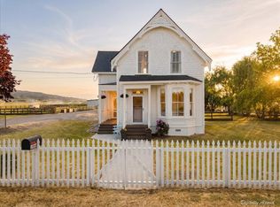 1954 California St, Ferndale, CA 95536