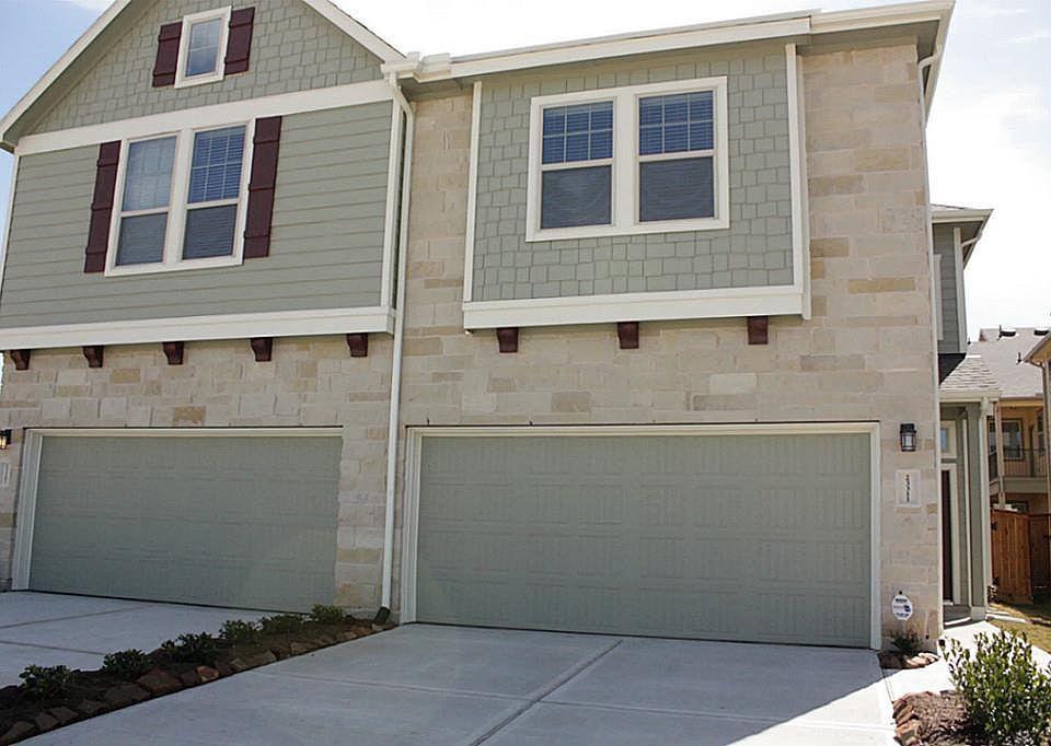 1st image of 23307 Damasco Dr
