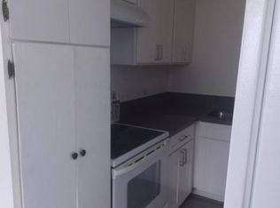 1120 Hassinger St APT 101, Honolulu, HI 96822