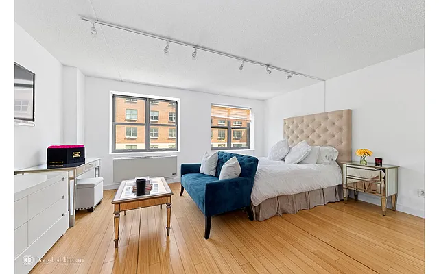 Sold by Douglas Elliman | media 12