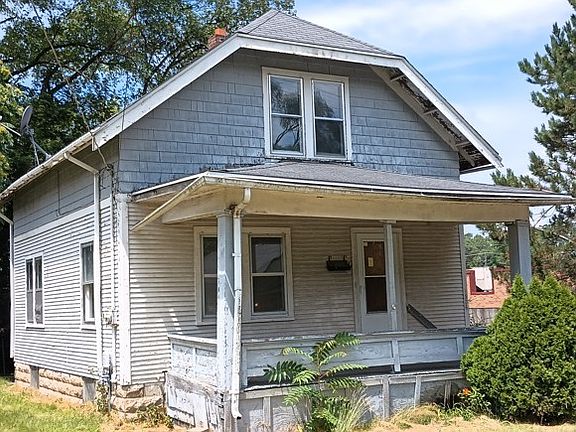 2nd image of 1306 Auburn Ct