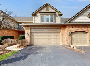 1865 Westleigh Dr, Glenview, IL 60025