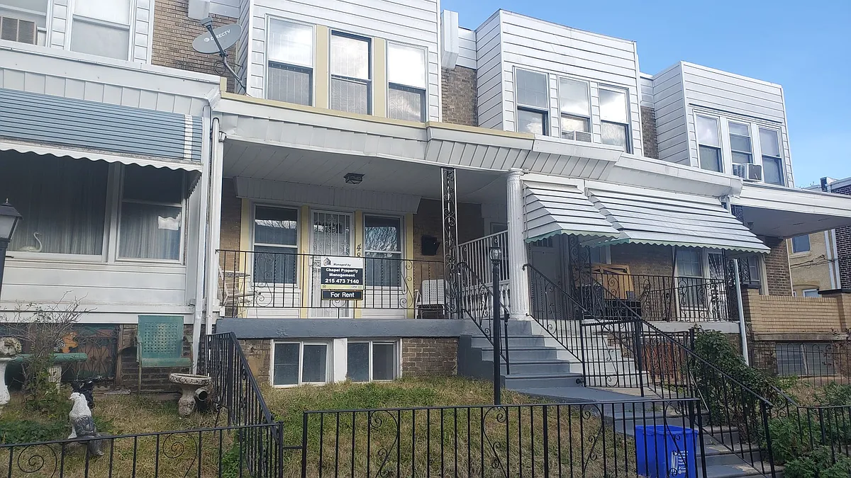 Building Photo - 4813 Olive St