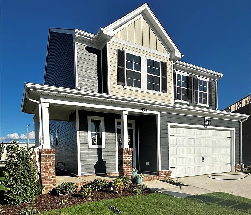 1st image of 334 Station Dr