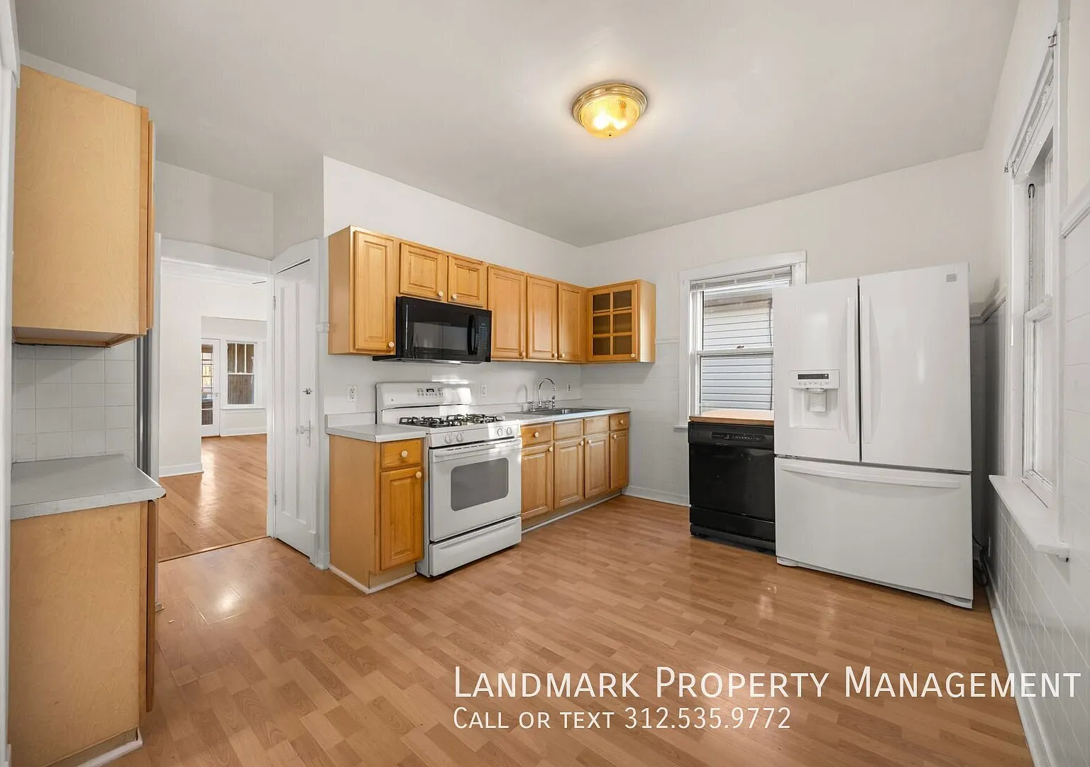 3030 N Normandy Ave — Photo 2