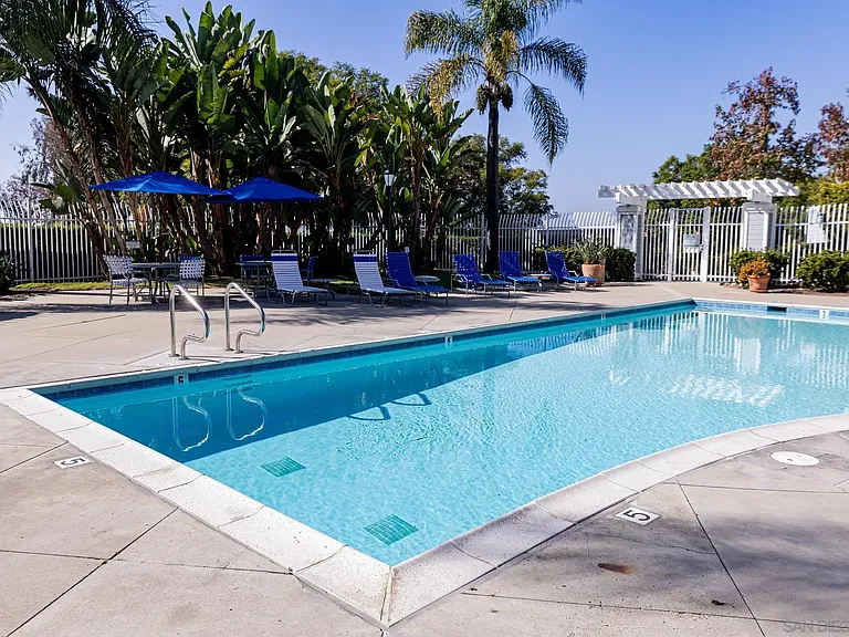 10060 Scripps Vista Way #33 — Photo 39