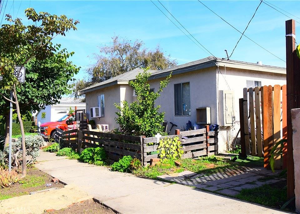 1st image of 134 N Cabrillo Ave