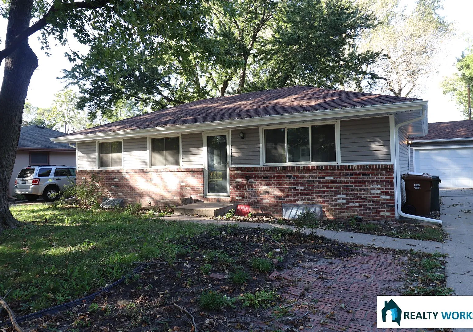 Renovated 3 bedroom house for Rent! — Photo 1