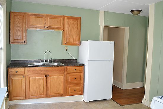 1st image of 78 Essex St APT 5