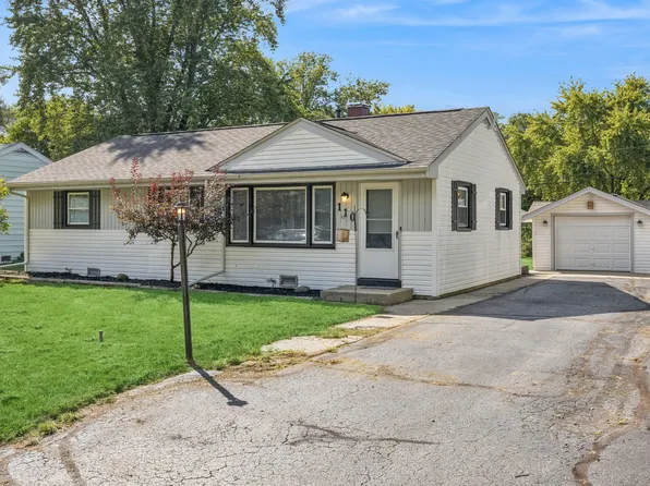 110 Delaware St, Crystal Lake, IL 60014