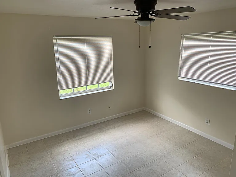 1329 Shelby Pkwy — Photo 7