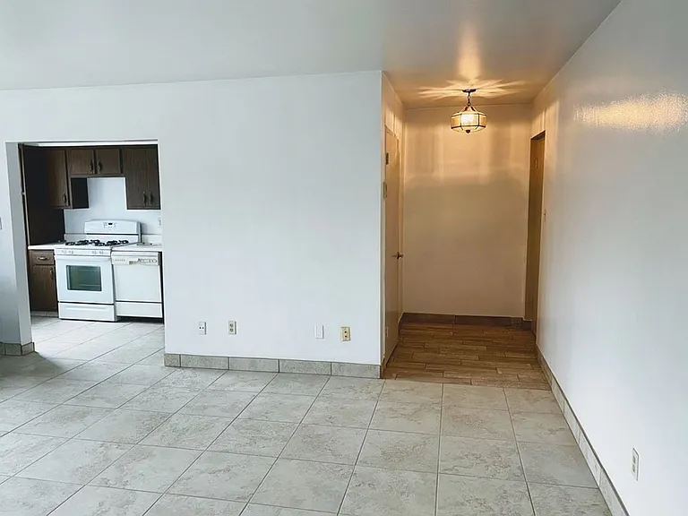 2355 Eldridge — Photo 60
