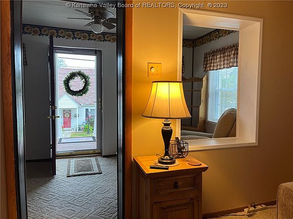 4th image of 403 Spencer Ave