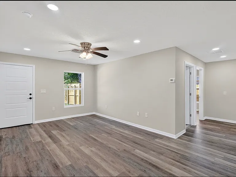 1509 W 8th Ave — Photo 13