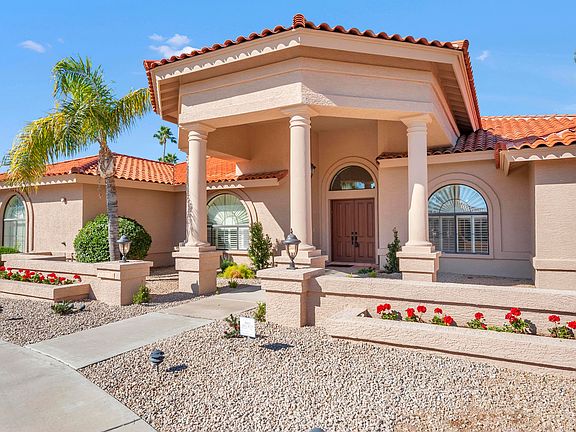 3rd image of 11038 E Bella Vista Dr