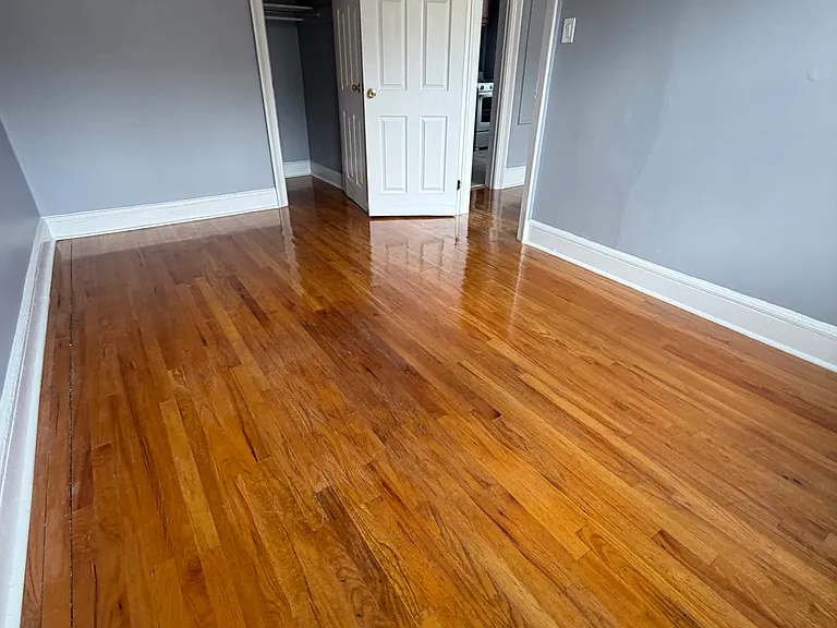 662 Avenue A #8 — Photo 5