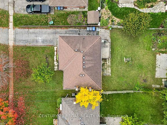 4th image of 21 Louisa Dr