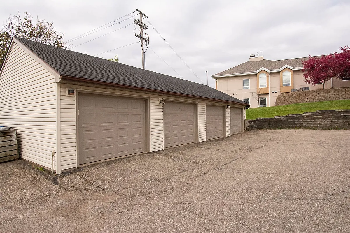 Building Photo - 3607 10th Ln NW #16