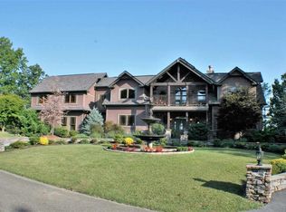 707 Laurel Top Way, Gatlinburg, TN 37738