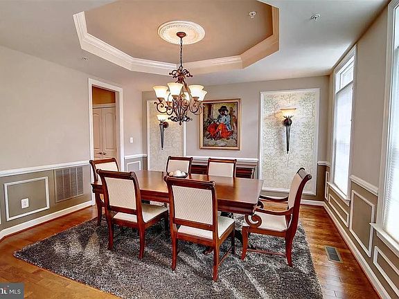 4th image of 24916 Avonlea Dr