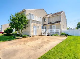 1330 Quimet Rd, Brigantine, NJ 08203