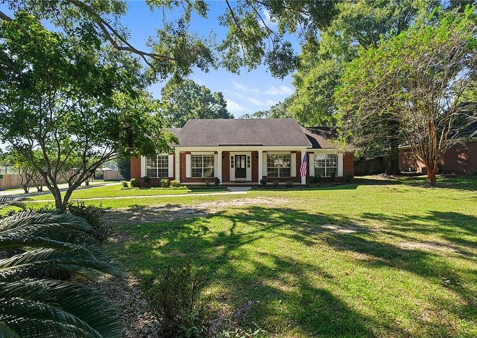1st image of 10541 Hunters Ridge Dr