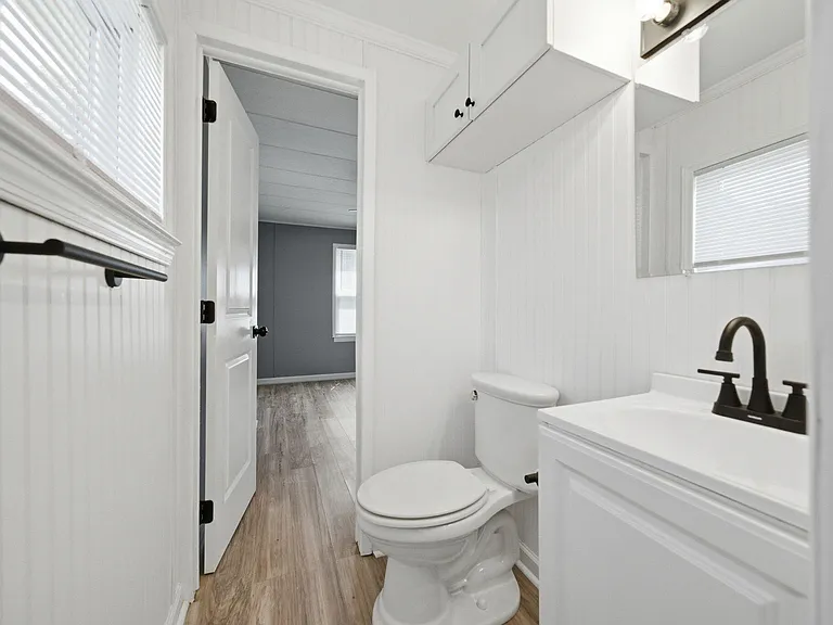 320 E Earp St — Photo 25