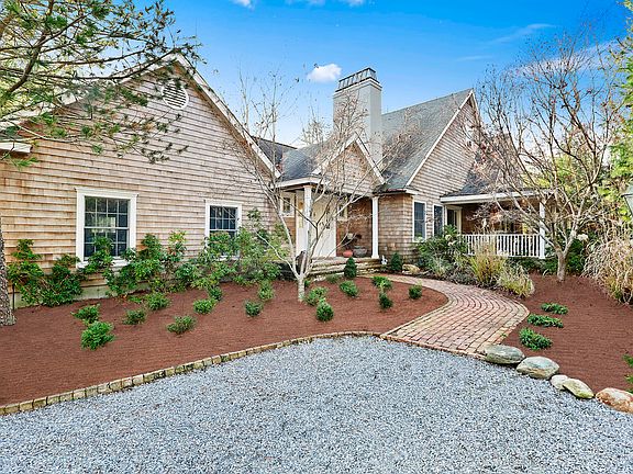 2nd image of 33 Cordwood Ln