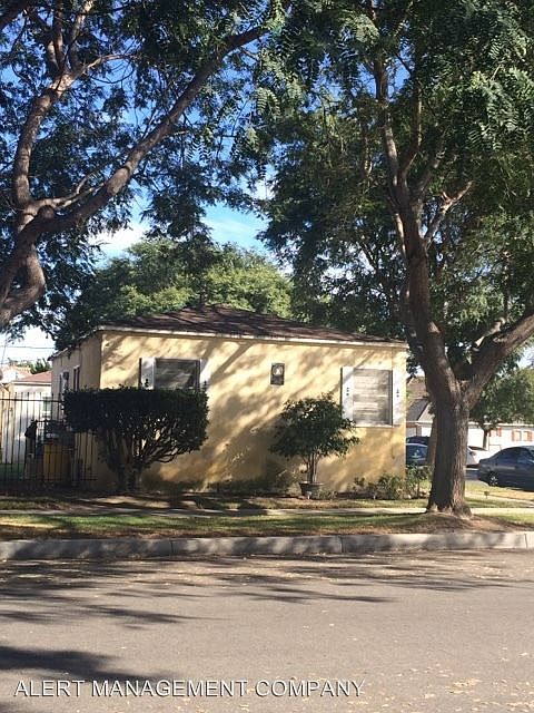 2nd image of 547 W 1st St