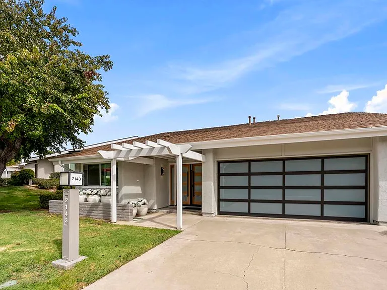 2143 Caminito San Martin — Photo 4
