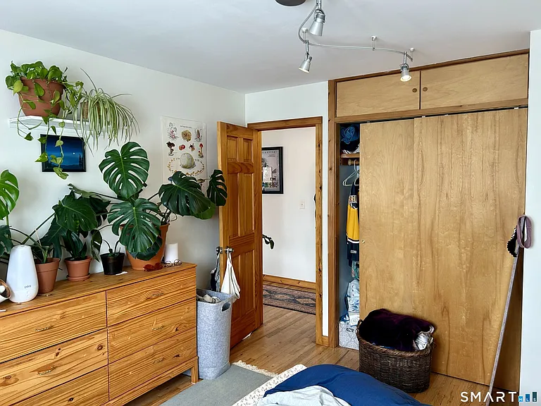 4 Van Zant St #B12 — Photo 9