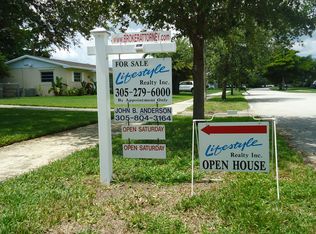 6305 SW 93rd Pl, Miami, FL 33173