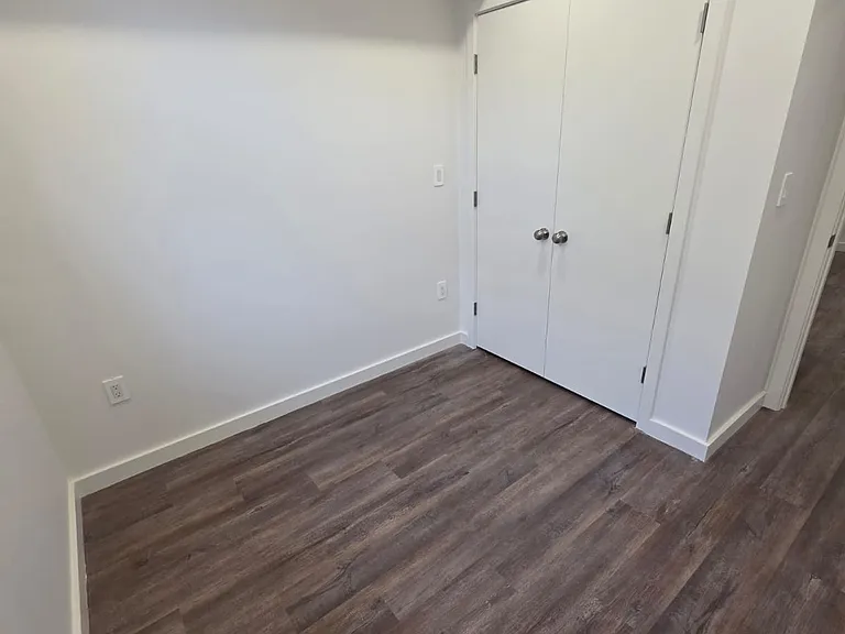 733 Hobart Pl NW #5 — Photo 6