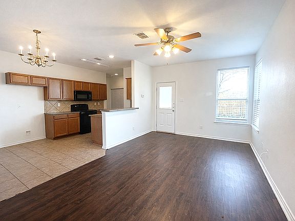 3rd image of 1256 Redman Ave #1256