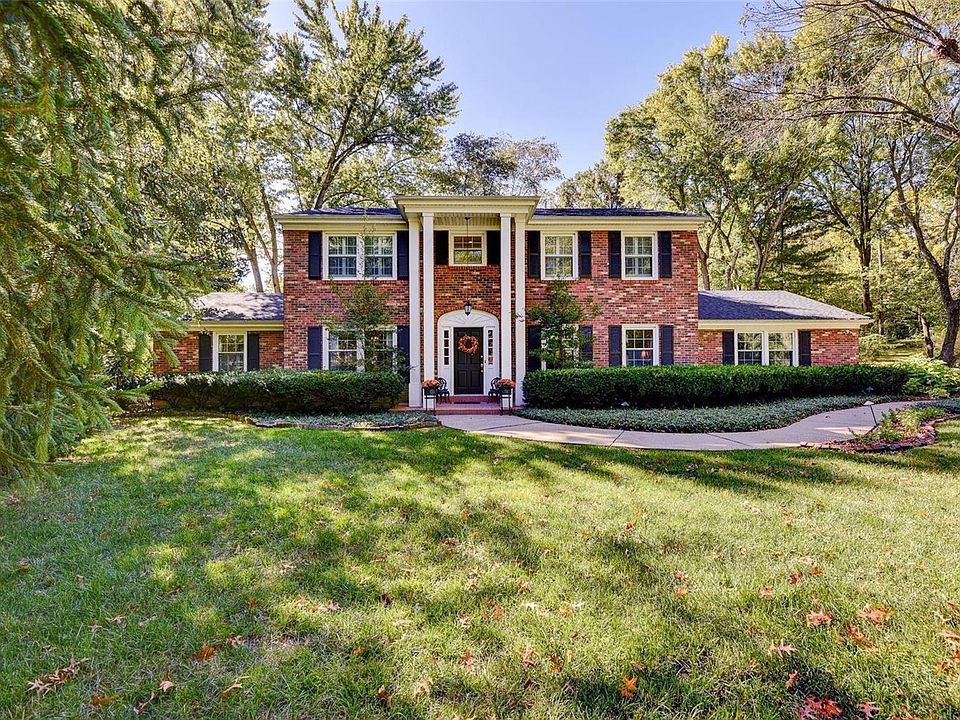 1st image of 17 Clerbrook Ln