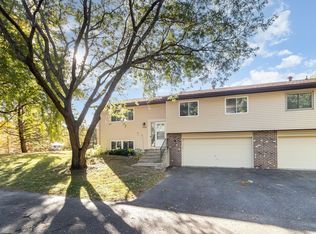 8403 Morgan Ln, Eden Prairie, MN 55347