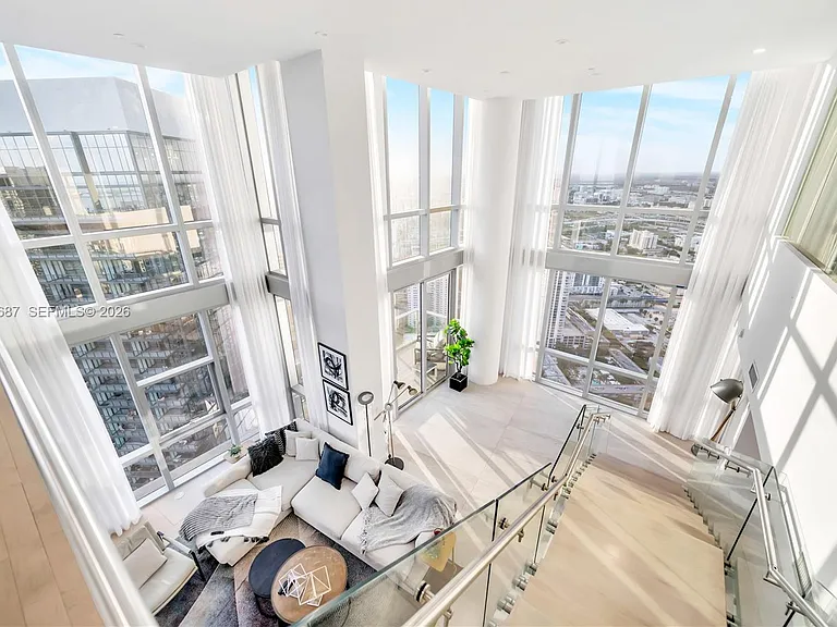 851 NE 1st Ave #Penthouse 4612 — Photo 7