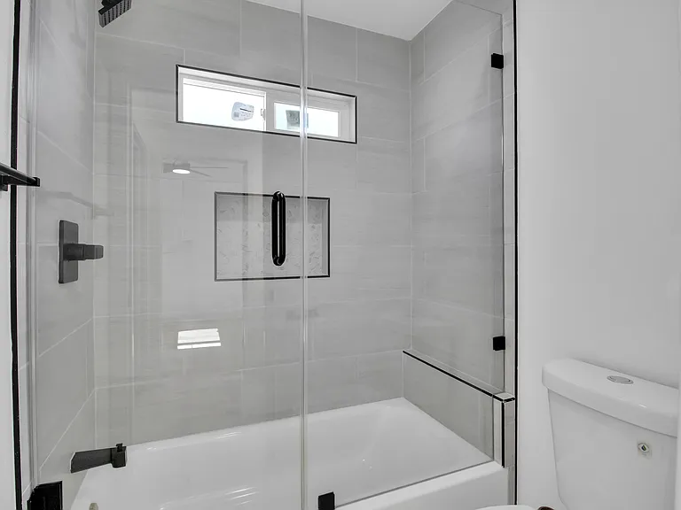 6818 Florence Pl #B — Photo 19