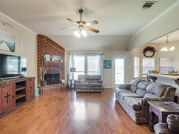 5th image of 119 Deerchase Ct
