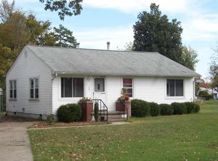 260 Iroquois Dr, Paducah, KY 42001