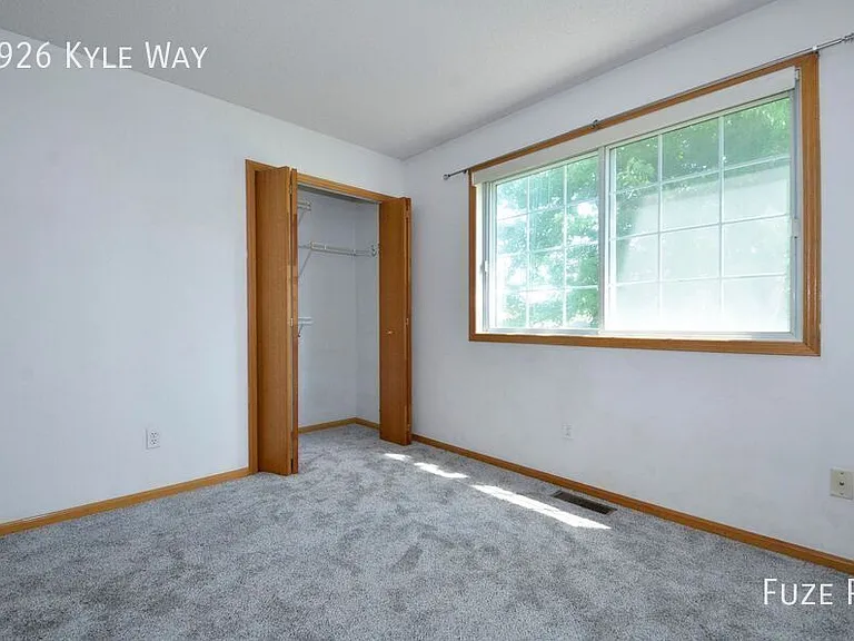 1926 Kyle Way — Photo 13