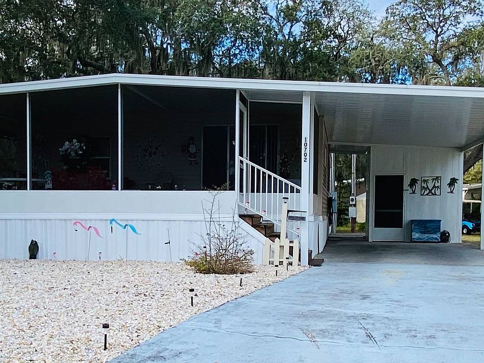 1st image of 10702 Dakota Oaks Dr